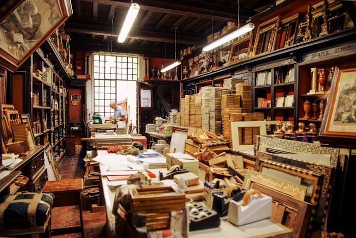 Giovanni Baccani in the workshop